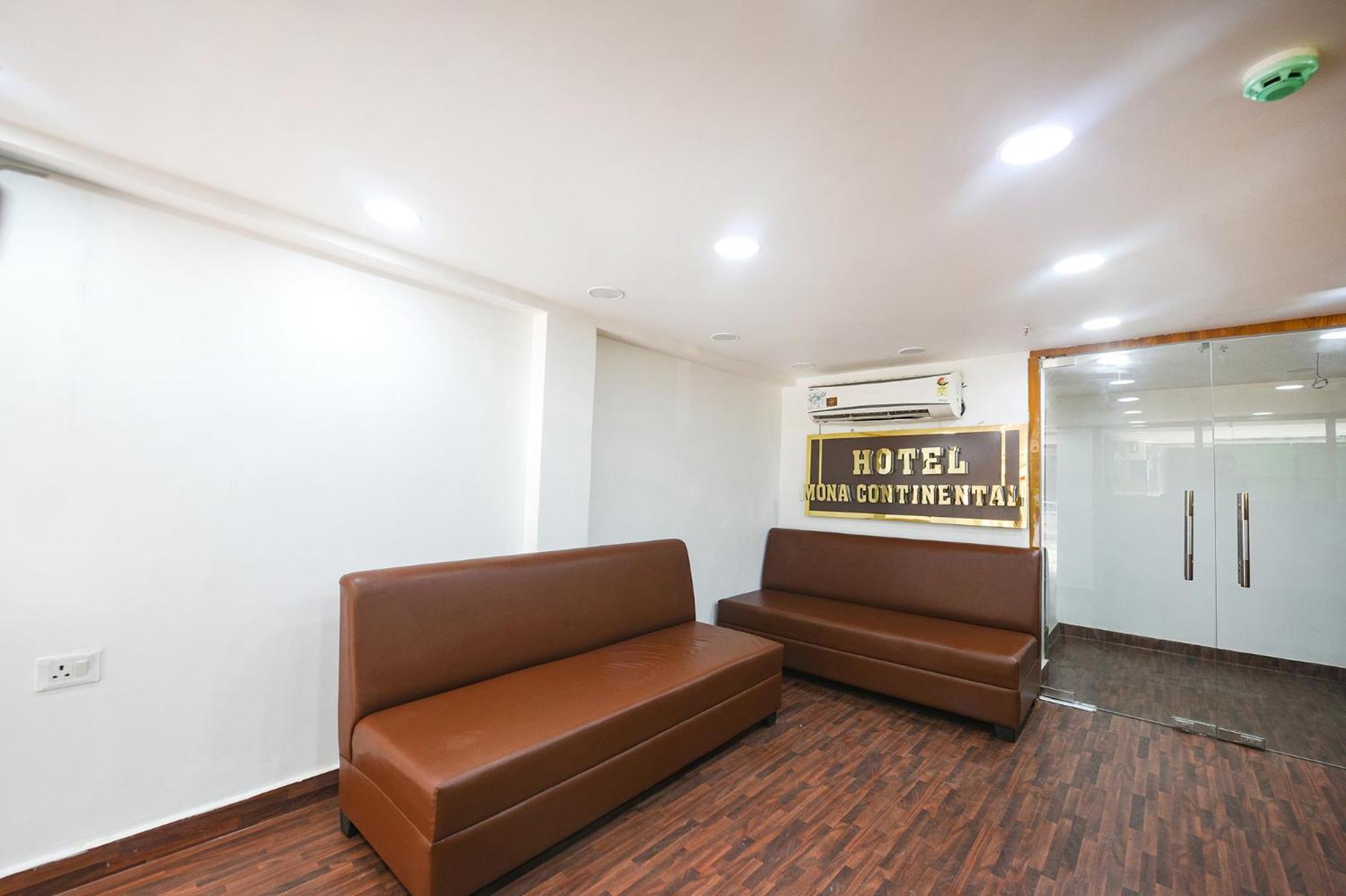 Fabhotel Mona Continental - Nr Laxmi Nagar It Hub New Delhi Buitenkant foto